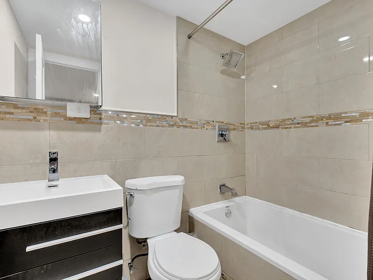 25 Pilling St #1 — Photo 7