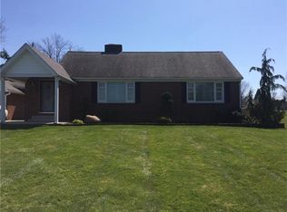 802 Moffatt Rd, New Castle, PA 16101