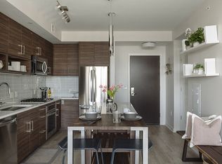 Altaire, Arlington, VA 22202