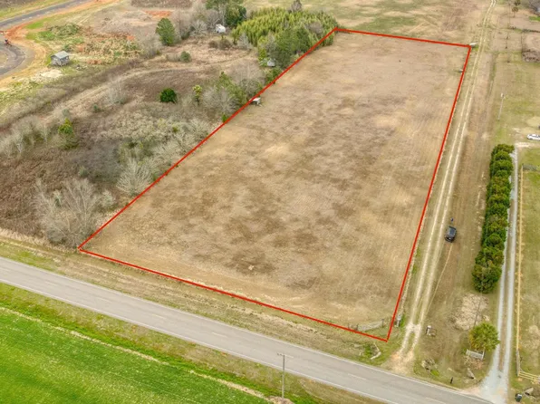 28467 Gardner Rd #2, Elberta, AL 36530