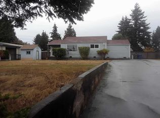 620 SW 122nd St, Seattle, WA 98146