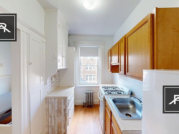 2nd image of 68 Chiswick Rd #17