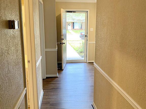 2nd image of 7917 Pecan Dr