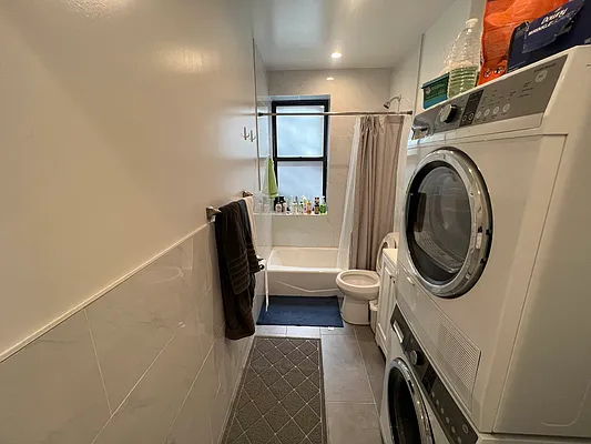 Rented by CNYC Apartments | media 25