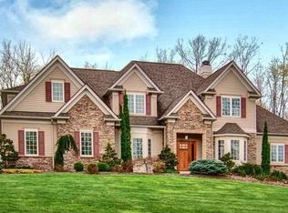 10710 Cottage Hill Ln, Chardon, OH 44024