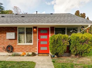 2807 22nd Ave W APT 2, Seattle, WA 98199