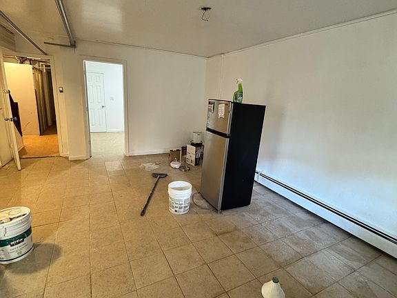 2nd image of 2721 Paulding Ave #1