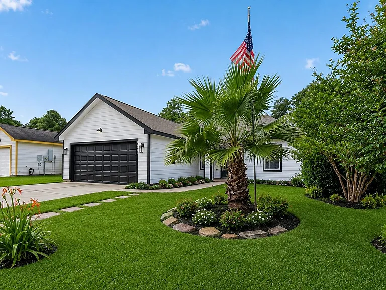 16348 Ryan Guinn Way — Photo 2