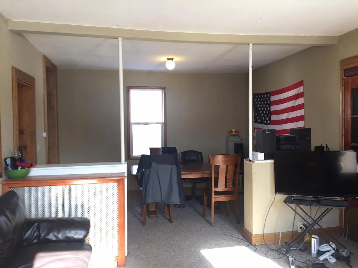 4 bed, 1.5 bath, 1400 sqft, $1,600 — Photo 3