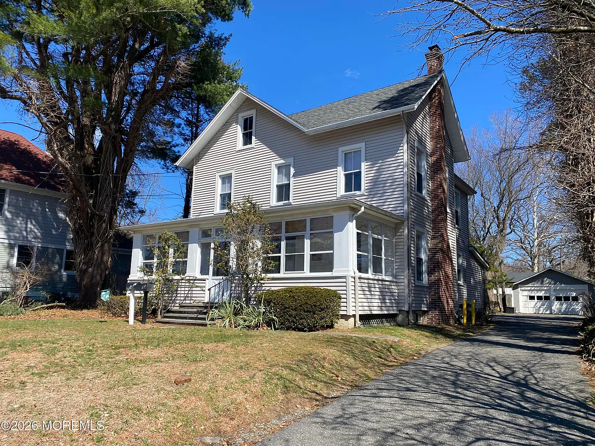 Building Photo - 94 Branch Ave