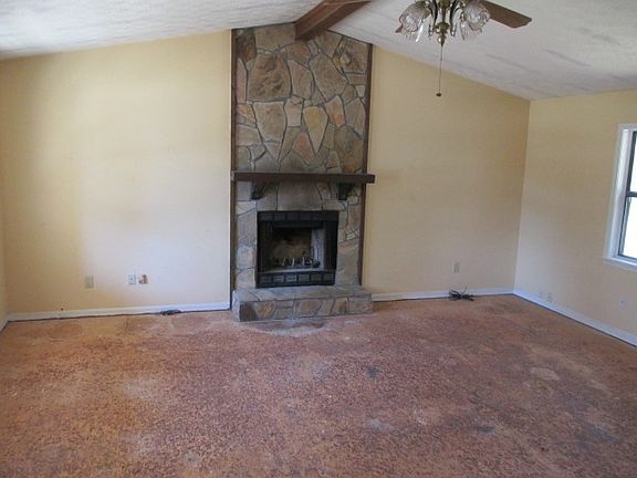 3rd image of 1041 Casanova Ct