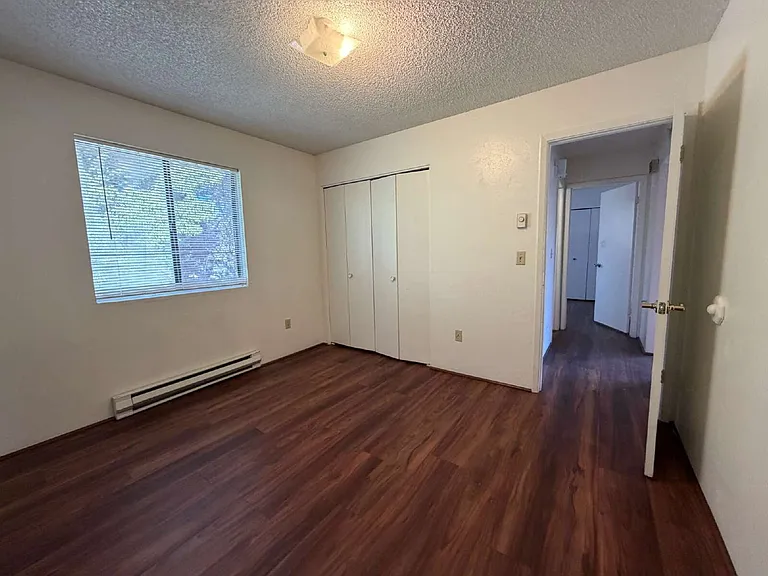 410 Madison Ave #C — Photo 7