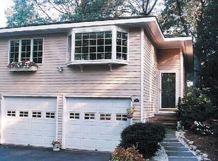 21 Woodbine Rd, Norwalk, CT 06853