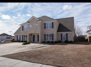 2116 Dovedale Dr #B, Greenville, NC 27834