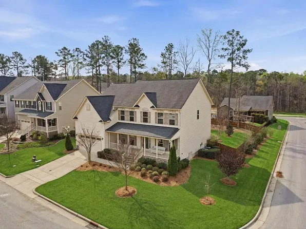 3525 Regent Pines Dr, New Hill, NC 27562