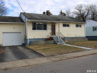 34 Woodrow Avenue, Norwich, CT, 06360