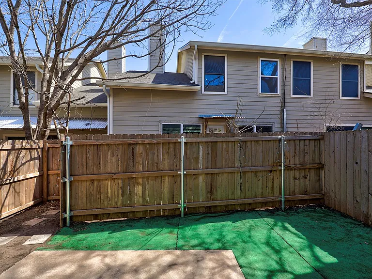 512 Eberhart Ln #1403 — Photo 37