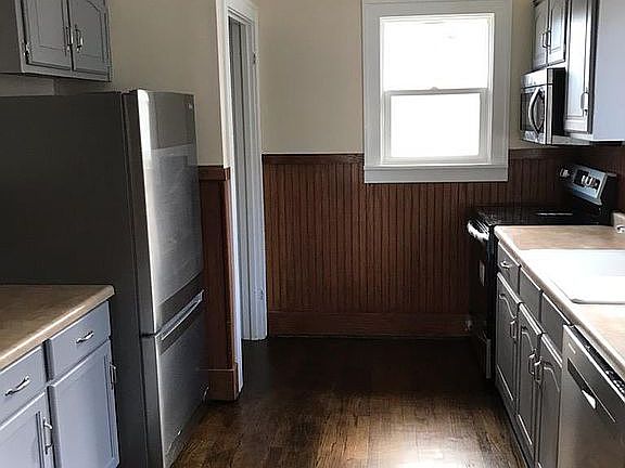 5th image of 816 N Linden St