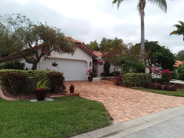 916 Harbor Town Dr, Venice, FL 34292