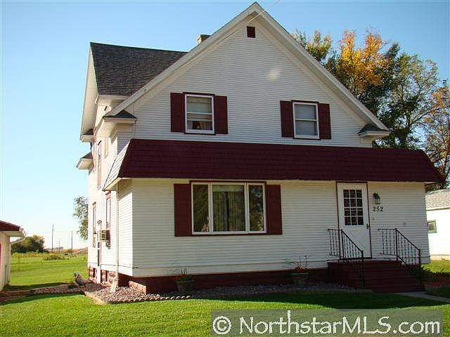 1st image of 252 E Watonwan St