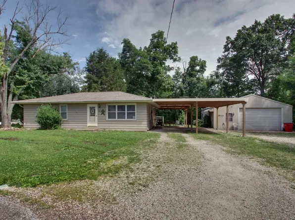(undisclosed Address), Quincy, IL 62305