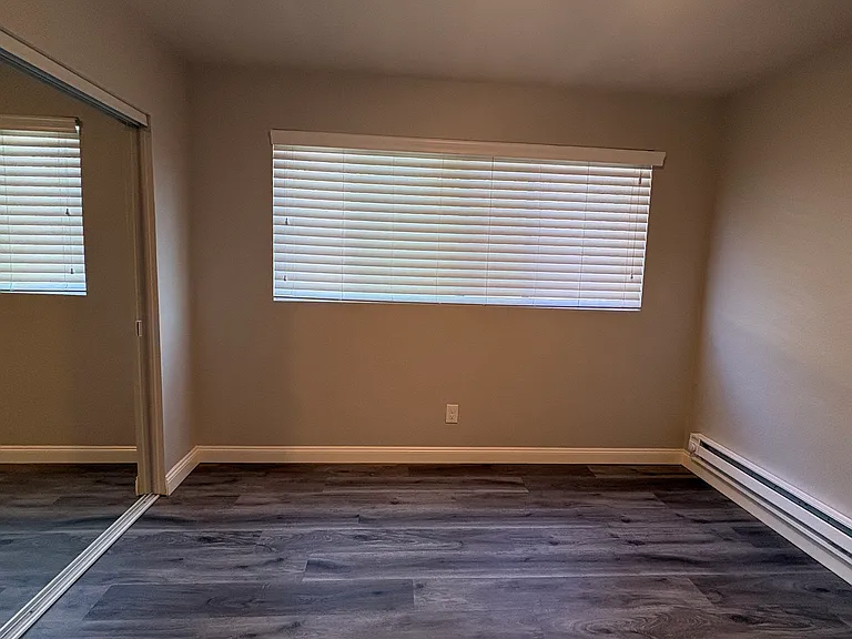 3711 Fruitvale Ave #9 — Photo 8