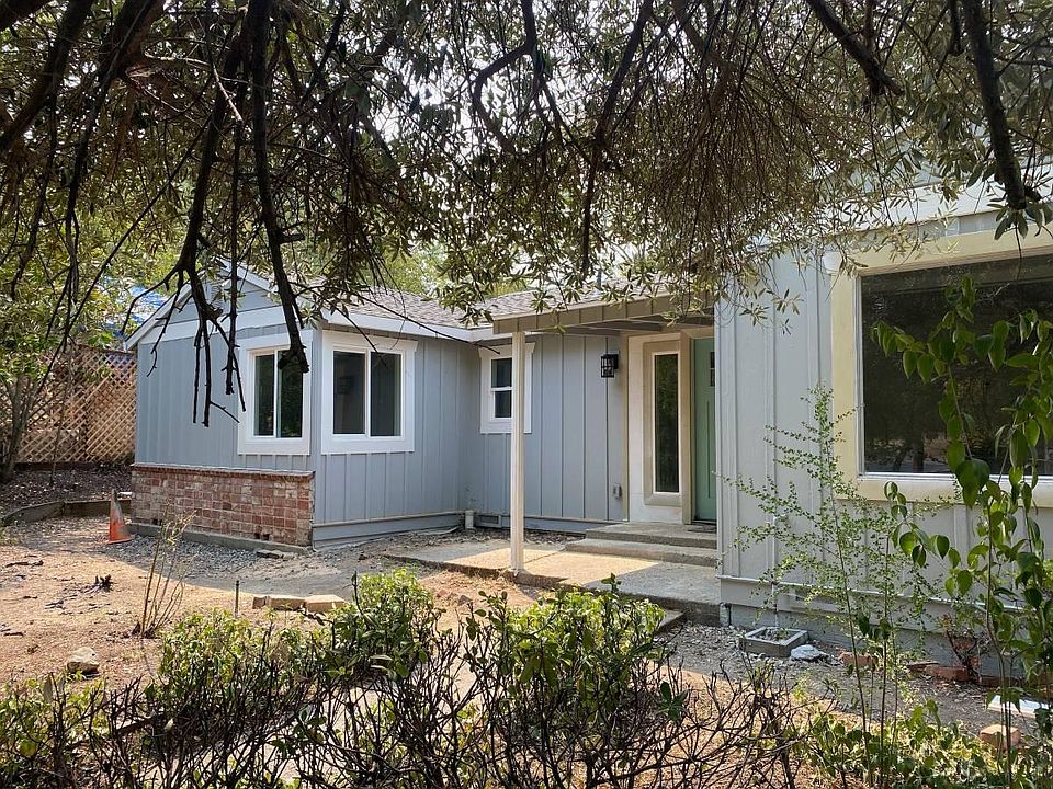 1st image of 241 Sierra Dr
