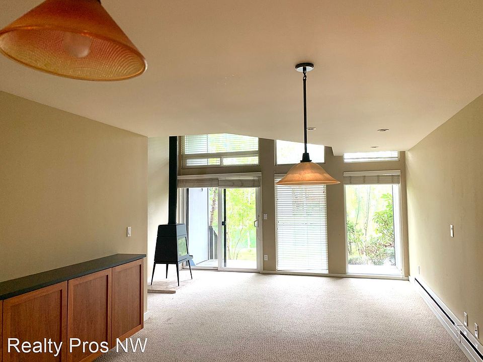 1st image of 6563 138th Ave NE #768
