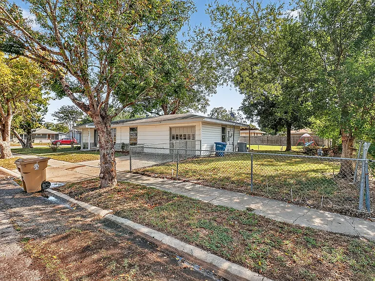 4634 Weir Dr — Photo 22