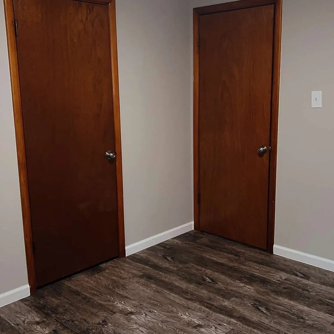 3 bed, 850 sqft, $1,100 — Photo 1