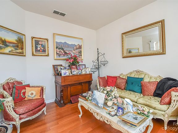 5th image of 2004 Arbor Vista Dr