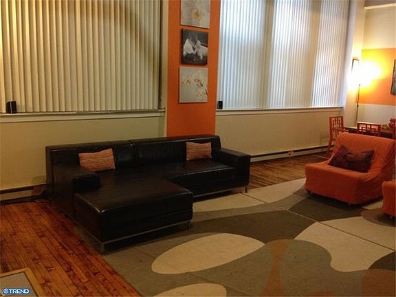 3rd image of 1238 Callowhill St Suite 704