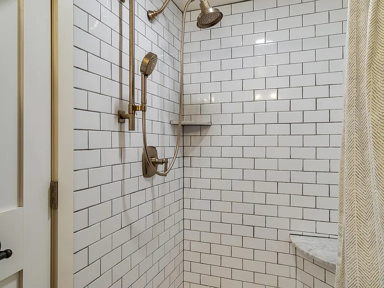 21 Water St — Photo 3