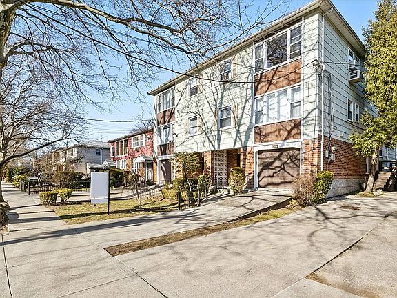 3rd image of 1273 E 70th St
