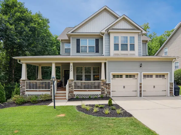 733 Bluffcreek Dr, Fuquay Varina, NC 27526