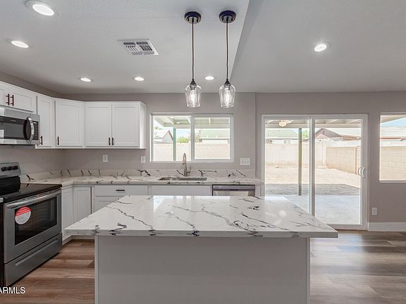 2nd image of 6838 W HOLLY Street