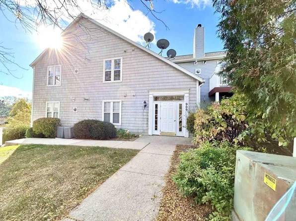 909 Harbor House Drive #4, Madison, WI 53719