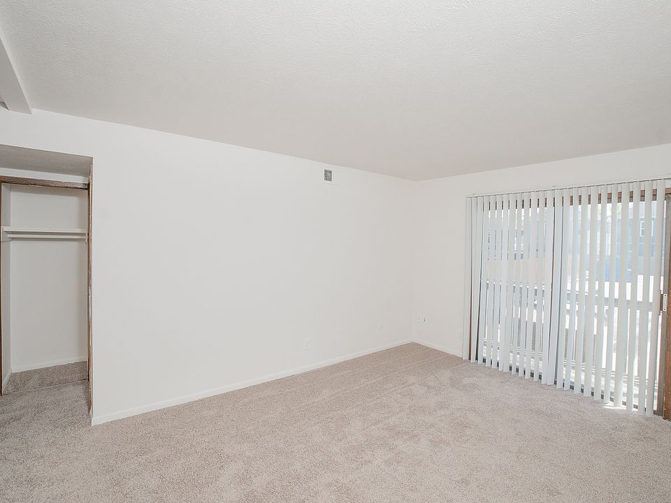 Living Area and Hallway