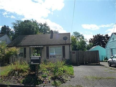 1st image of 2129 E 17th St