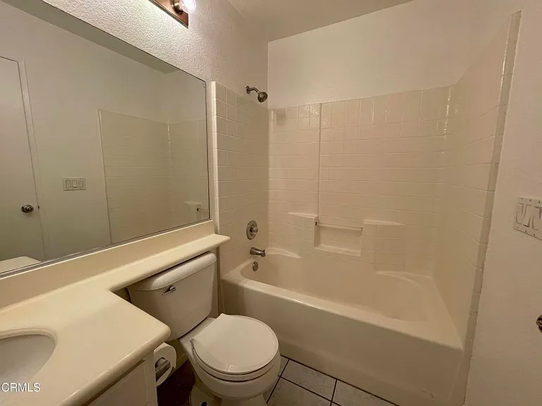 425 Calle Mirasol — Photo 9