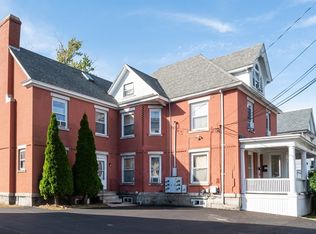 61 Marlborough St, Lowell, MA 01851