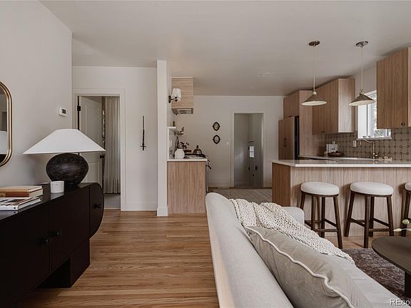3rd image of 2795 W 39th Avenue