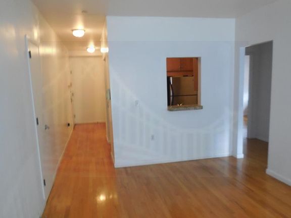 3rd image of 69 E 130th St APT 3C