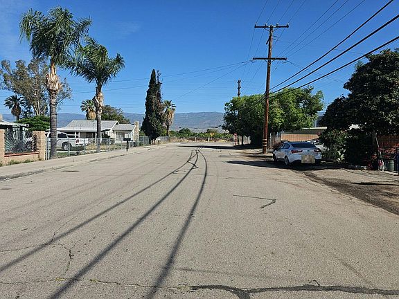 5th image of 7935 Pedley Rd