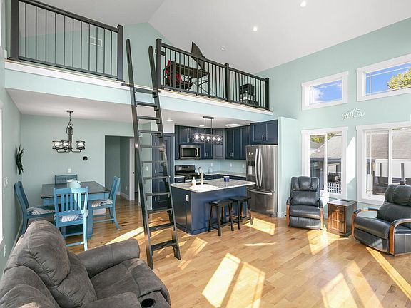3rd image of 70185 Beach Dr