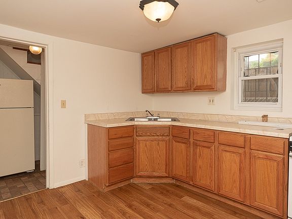 4th image of 1722 N Kimball Ave Unit Hc
