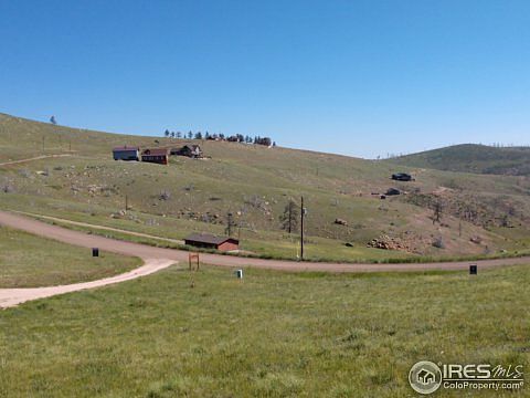 2nd image of 409 Horse Mountain Dr