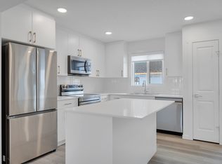 1235 Keswick Dr SW #2, Edmonton, AB T6W 4T4