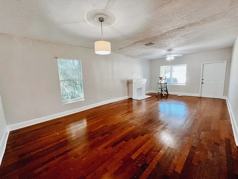 4106 W Arch St — Photo 24