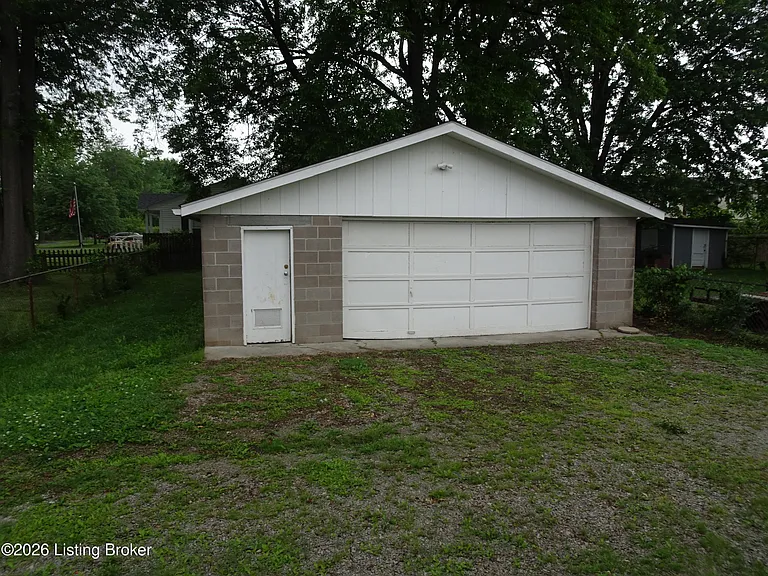 226 Downes Ln — Photo 13